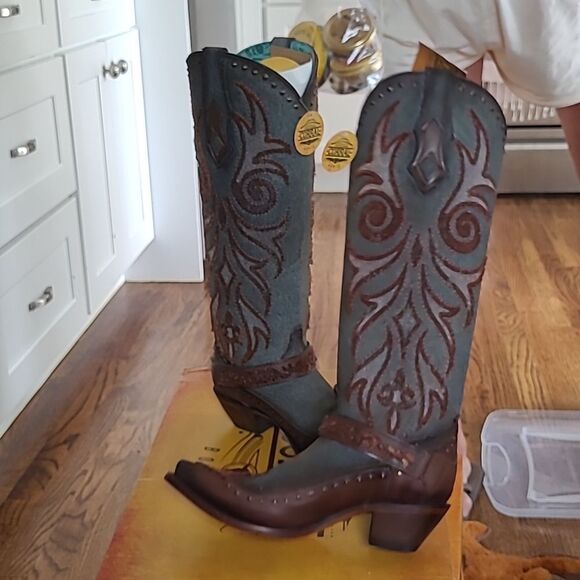 Corral Ladies Denim Bristle Embroidery & Studs Tall Western Boots - Picture 5 of 10